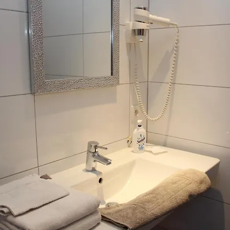 Fontaine Des Pres-6pers Appartement Walcourt
